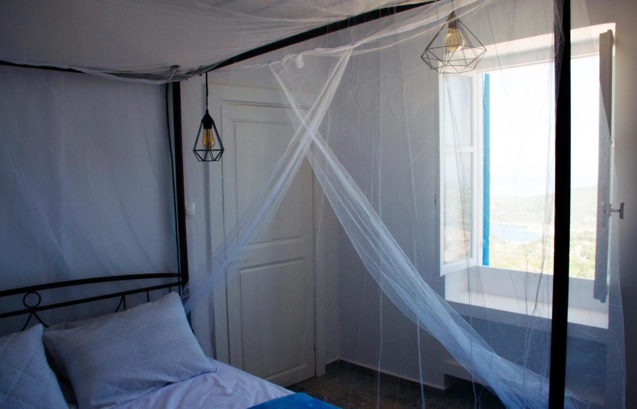 The Olive Cottage - Ithaca Vathy  Buitenkant foto